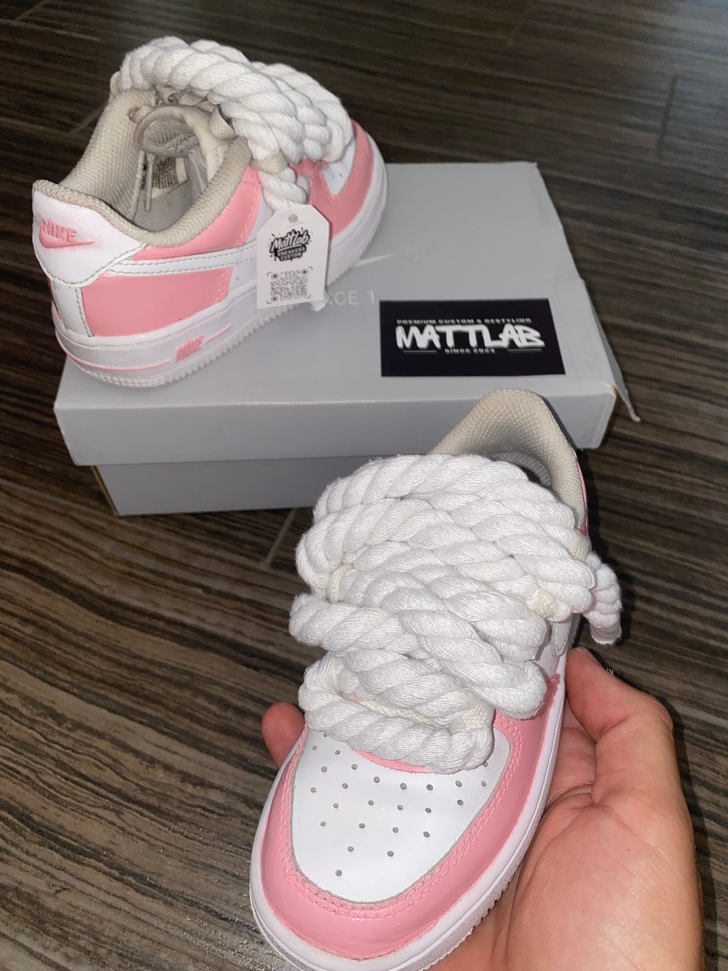 🎀 Air Force 1 Custom “Pink Touch – Kids Edition” 👟