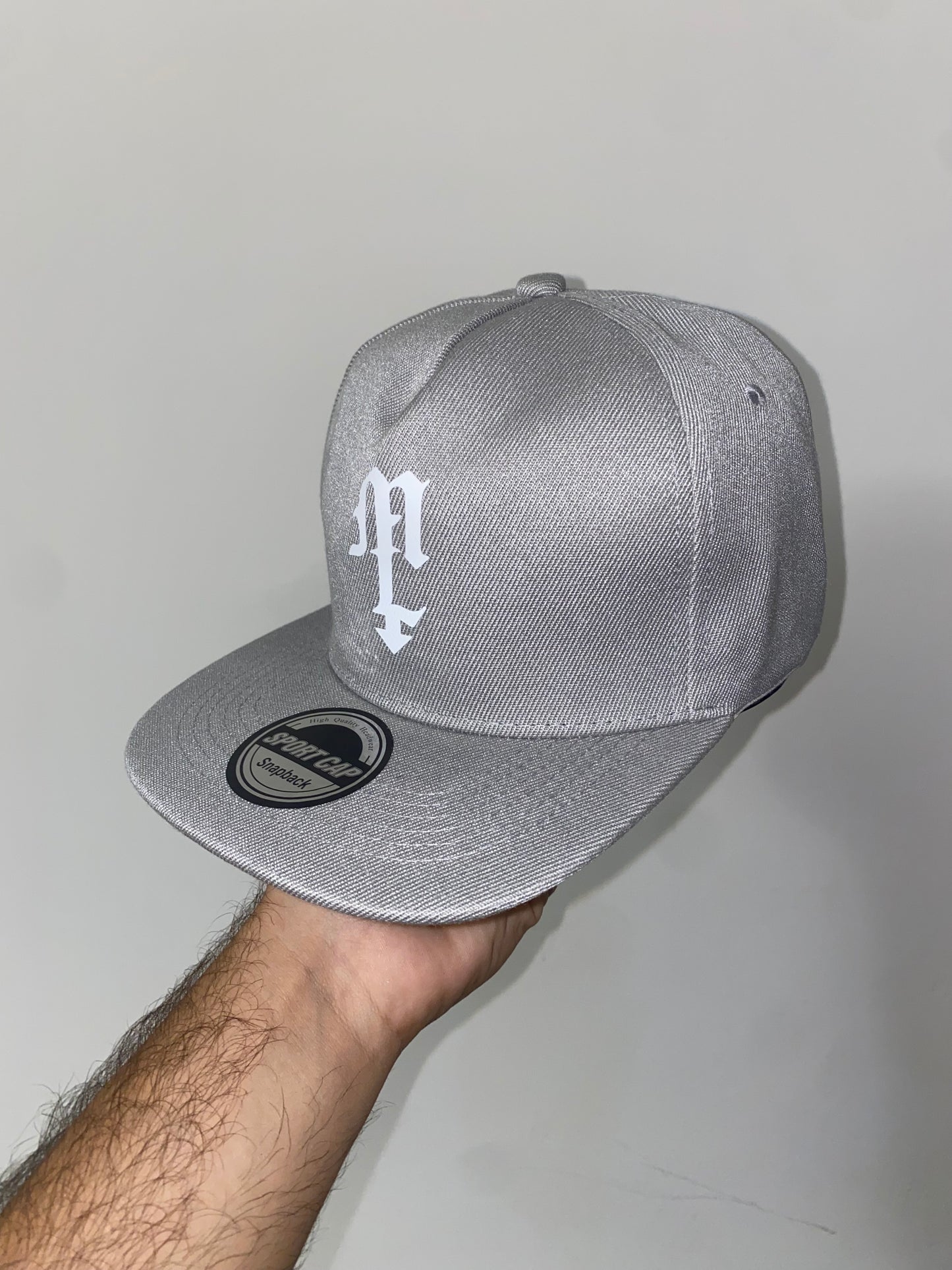Cappello MATTLAB – Grigio con Logo ML (Snapback)
