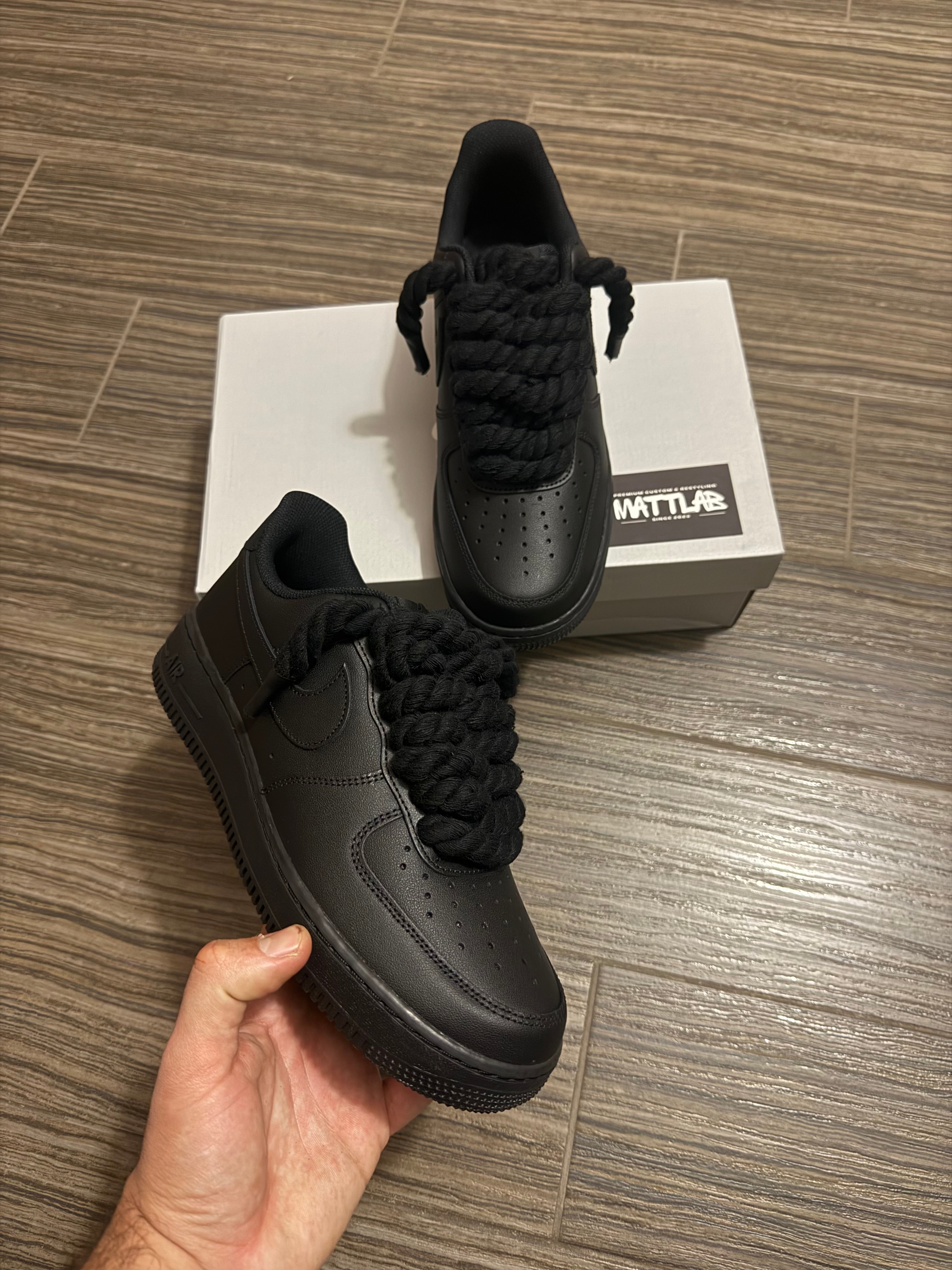 ⚫️ Air Force 1 Custom “Black Rope” 🪢