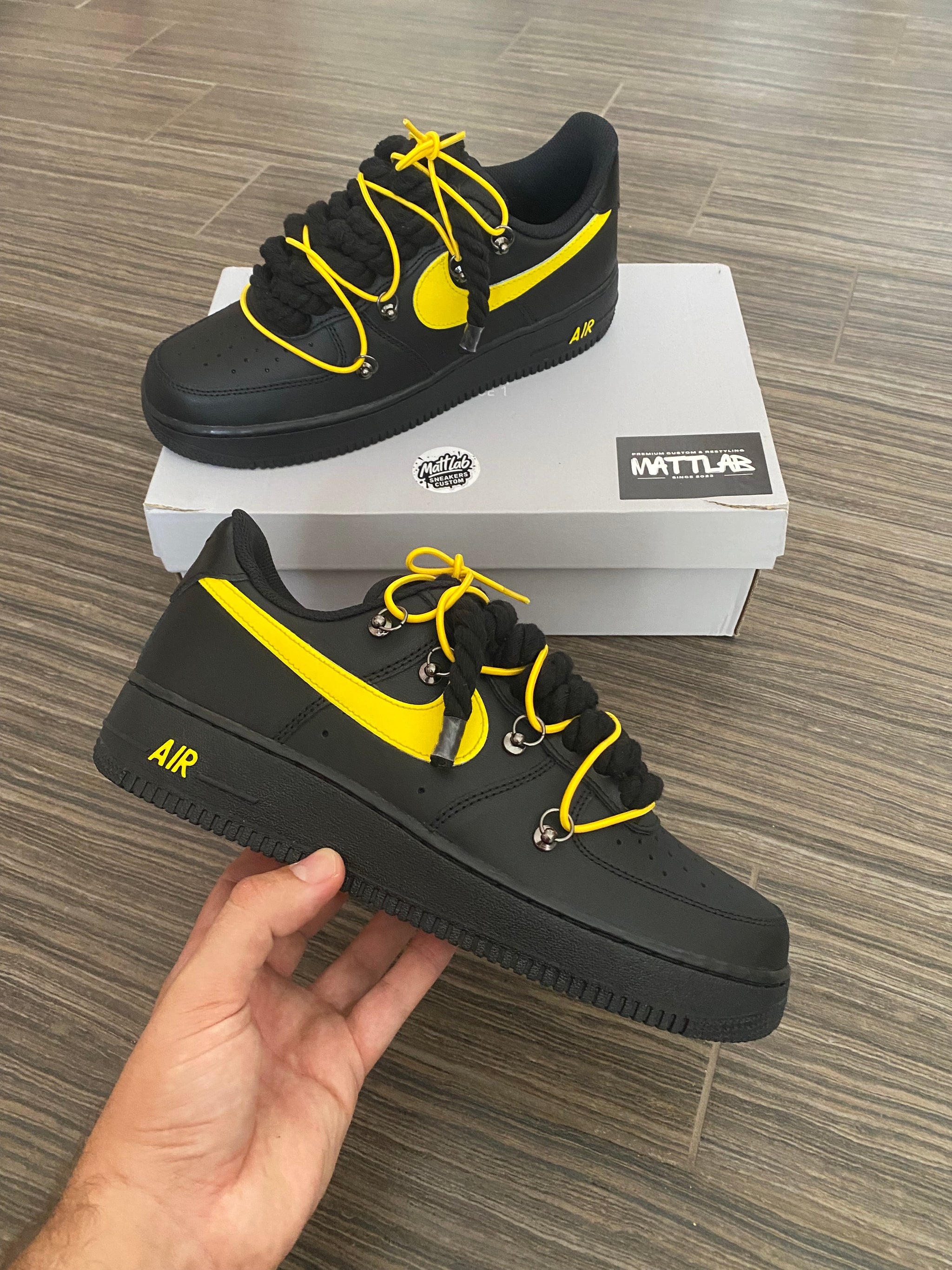 🟡 Air Force 1 Custom “Black & Yellow” 🖤