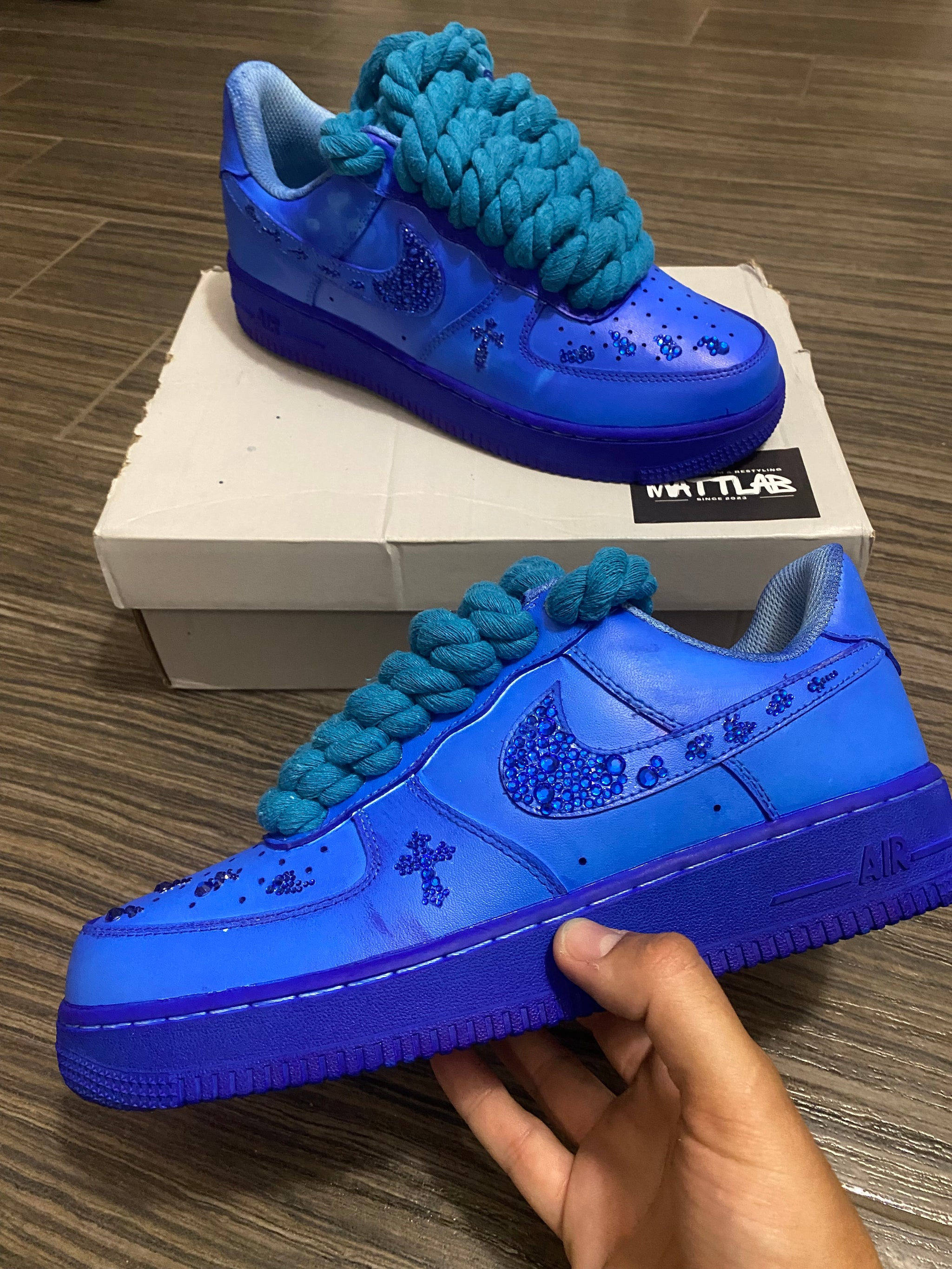 🔷 Air Force 1 Custom “Blue Diamond Faith” ✨